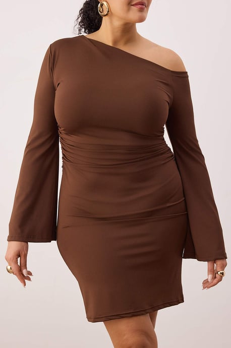 Trendyol Curve Damen Braun Einfarbig Midi Lang Casual Gerade Große Größen Kleid - Image 2