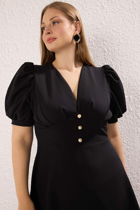 Trendyol Curve Damen Schwarz Einfarbig Midi Kurz Cocktail A-Linie Große Größen Kleid - Image 2