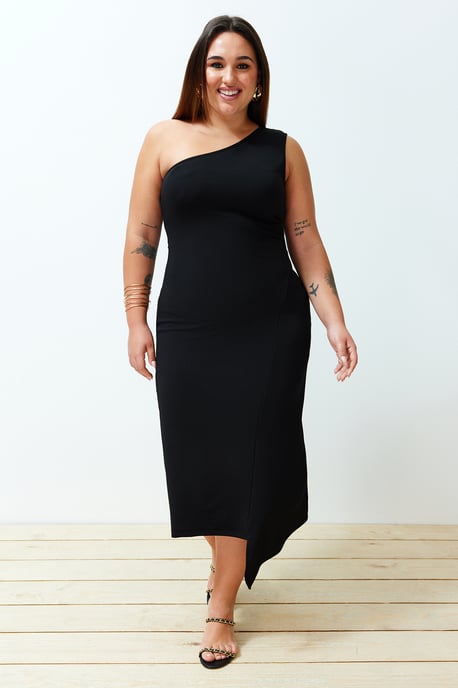 Trendyol Curve Damen Schwarz Einfarbig Midi Ärmellos Casual Asymmetrisch Große Größen Kleid - Image 1