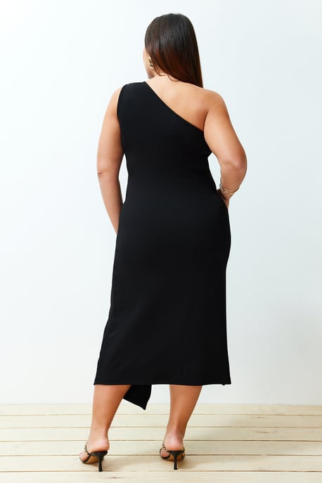 Trendyol Curve Damen Schwarz Einfarbig Midi Ärmellos Casual Asymmetrisch Große Größen Kleid - Image 5