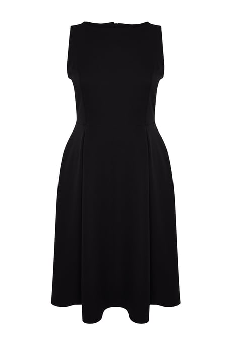 Trendyol Curve Damen Schwarz Einfarbig Midi Ärmellos Abend / Alltag A-Linie Große Größen Kleid - Image 5