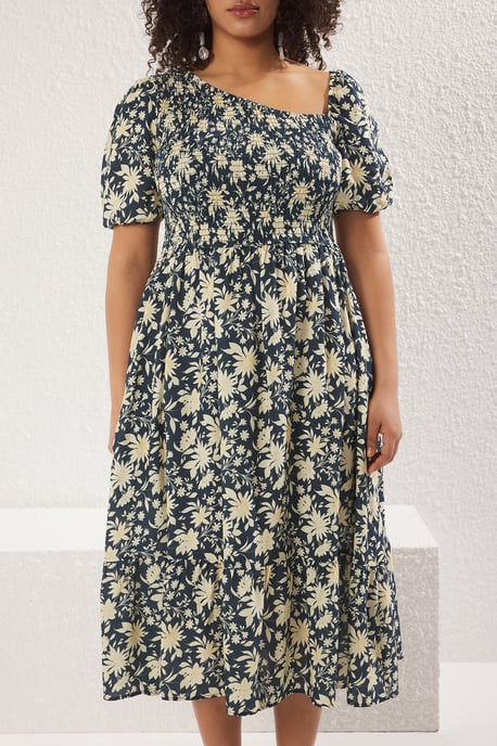 Trendyol Curve Damen Grün Einfarbig Midi Kurz Casual A-Linie Große Größen Kleid - Image 2