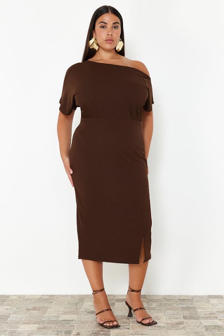 Trendyol Curve Damen Braun Einfarbig Midi Kurz Party Bodycon Große Größen Kleid - Image 5