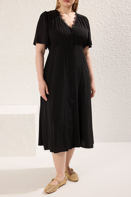 Trendyol Curve Damen Schwarz Einfarbig Midi Kurz Casual A-Linie Große Größen Kleid - Image 2