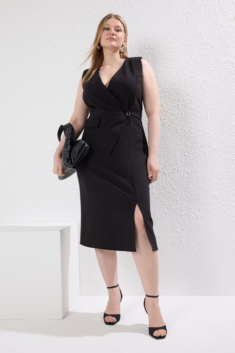 Trendyol Curve Damen Schwarz Einfarbig Midi Ärmellos Business Blazer Kleid Große Größen Kleid - Image 1