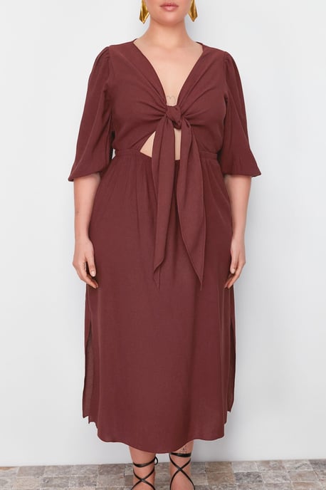 Trendyol Curve Damen Braun Einfarbig Midi 3/4-Arm Casual A-Linie Große Größen Kleid - Image 4