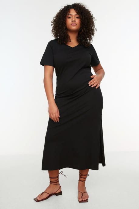 Trendyol Curve Damen Schwarz Einfarbig Midi Kurz Casual Gerade Große Größen Kleid - Image 6