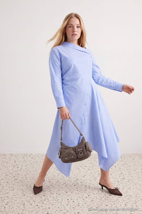 Trendyol Curve Damen Blau Gestreift Midi Lang A-Linie Große Größen Kleid - Image 1
