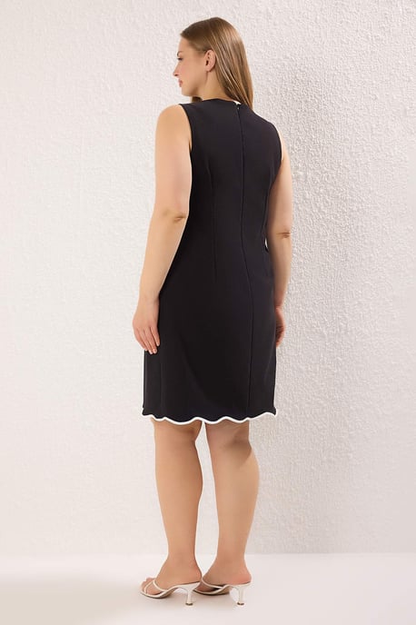 Trendyol Curve Colour-Block A-Linien Kleid ärmellos, Kurz/Minikleid, große Größen - Schwarz - Image 2
