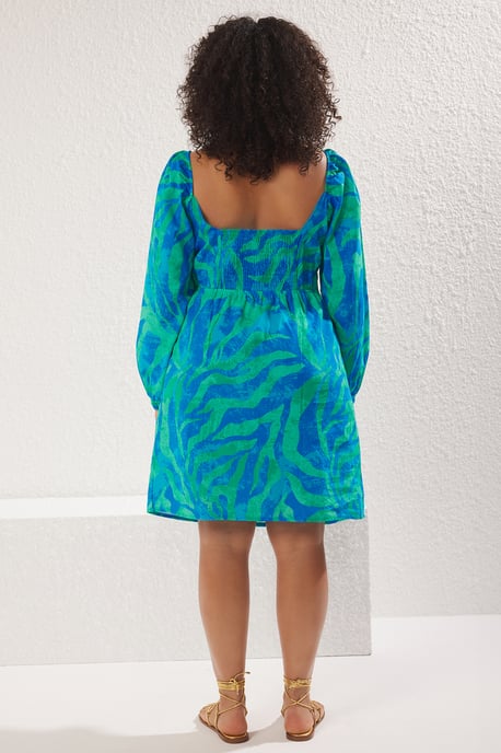 Trendyol Curve Damen Mehrfarbig Grafik Kurz / Mini Lang Strandmode Gerade Große Größen Kleid - Image 4