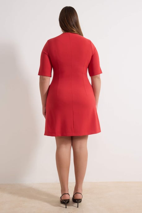 Trendyol Curve Damen Rot Einfarbig Kurz / Mini Kurz Casual A-Linie Große Größen Kleid - Image 3