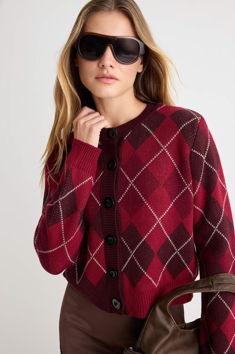 TRENDYOLMİLLA Damen Lila Kariert 3/4-Arm Regular Fit Cardigans - Image 1