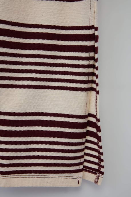 Trendyol Curve Damen Bordeaux Gestreift Maxi Ärmellos Casual Gerade Große Größen Kleid - Image 4