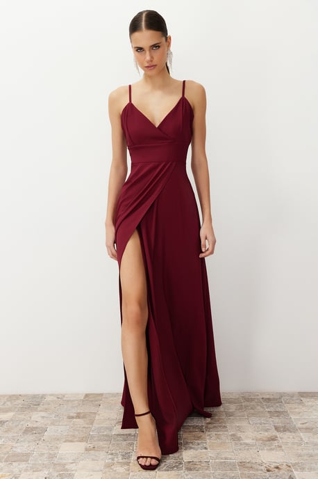 TRENDYOLMİLLA Damen Bordeaux Einfarbig Maxi Ärmellos Abschluss / Ball Zweireihig Abend & Ball Kleid - Image 5