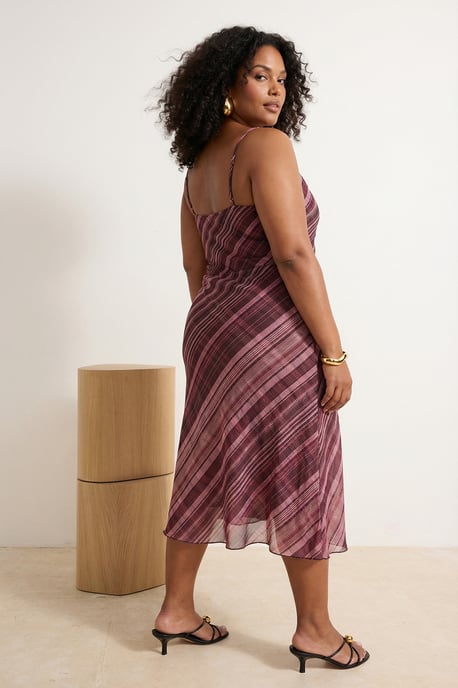 Trendyol Curve Damen Bordeaux Kariert Maxi Ärmellos Casual A-Linie Große Größen Kleid - Image 2