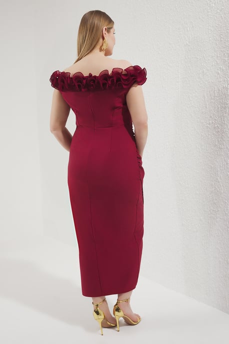 Trendyol Curve Damen Bordeaux Einfarbig Maxi Ärmellos Elegant/Abend A-Linie Große Größen Kleid - Image 3