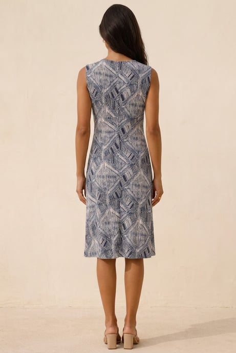 Ärmelloses Kleid mit grafischem Print in A-Linie - Image 3