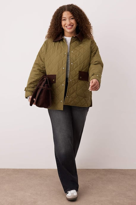 Trendyol Curve Damen Khaki Einfarbig Lang Regular Fit Große Größen Mäntel - Image 2