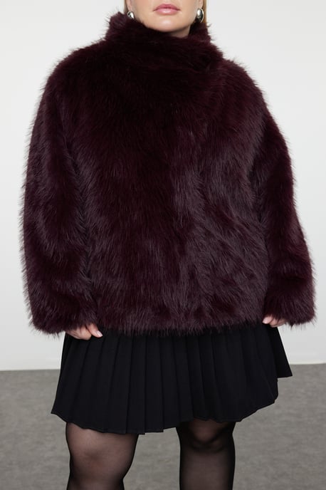 Trendyol Curve Damen Bordeaux Einfarbig Lang Regular Fit Große Größen Mäntel - Image 4