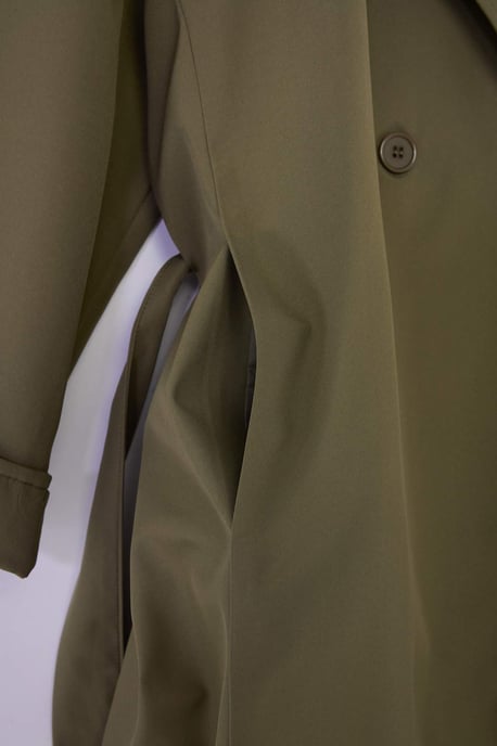 Trendyol Curve Damen Khaki Einfarbig Oversize Große Größen Trenchcoats - Image 5