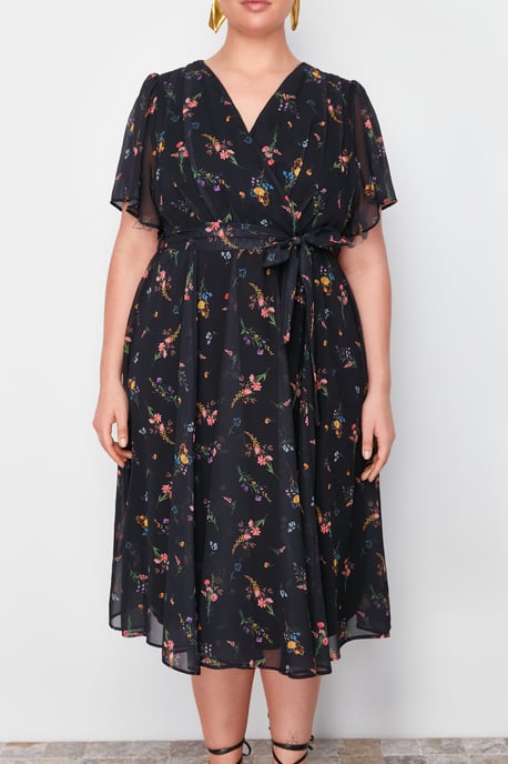 Trendyol Curve Damen Mehrfarbig Geblümt Maxi Kurz Casual A-Linie Große Größen Kleid - Image 3
