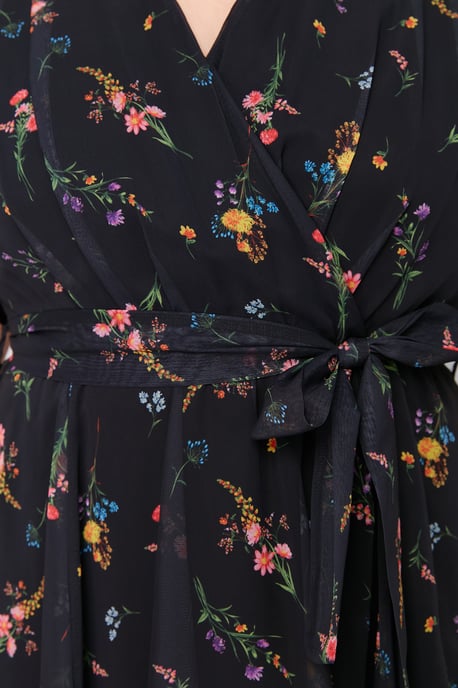 Trendyol Curve Damen Mehrfarbig Geblümt Maxi Kurz Casual A-Linie Große Größen Kleid - Image 4