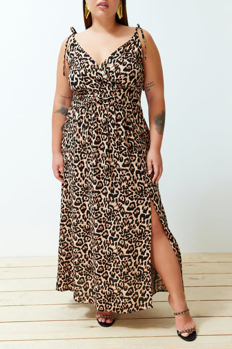 Trendyol Curve Damen Braun Animal-Print Maxi Ärmellos Casual A-Linie Große Größen Kleid - Image 4