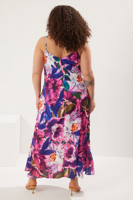 Trendyol Curve Damen Mehrfarbig Einfarbig Maxi Ärmellos Abend / Alltag A-Linie Große Größen Kleid - Image 4