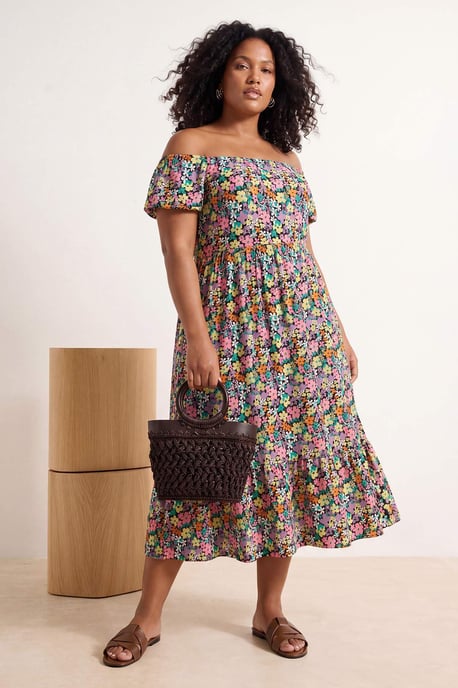 Trendyol Curve Damen Mehrfarbig Geblümt Maxi Kurz Elegant/Abend A-Linie Große Größen Kleid - Image 1