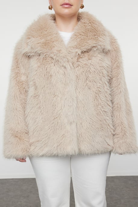 Trendyol Curve Damen Beige Einfarbig Lang Regular Fit Große Größen Mäntel - Image 2