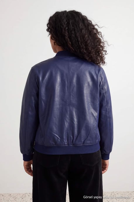 Trendyol Curve Damen Dunkelblau Einfarbig Lang Regular Fit Große Größen Mäntel - Image 3