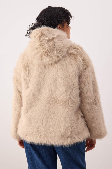 Trendyol Curve Damen Beige Einfarbig Lang Oversize Große Größen Mäntel - Image 4