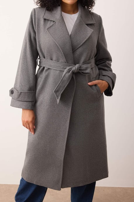 Trendyol Curve Damen Grau Einfarbig Lang Regular Fit Große Größen Mäntel - Image 2
