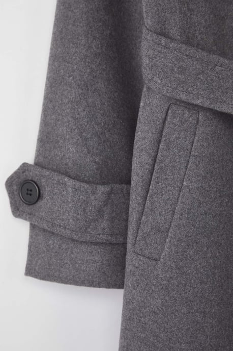 Trendyol Curve Damen Grau Einfarbig Lang Regular Fit Große Größen Mäntel - Image 5