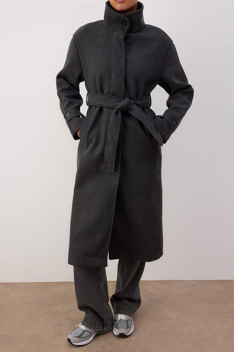 TRENDYOLMİLLA Damen Grau Einfarbig Lang Oversize Mäntel - Image 2
