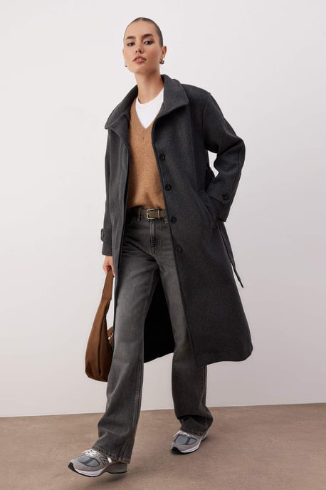 TRENDYOLMİLLA Damen Grau Einfarbig Lang Oversize Mäntel - Image 4