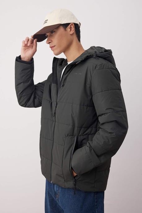TRENDYOL MAN Herren Khaki Einfarbig Lang Regular Fit Winter Jacken - Image 6