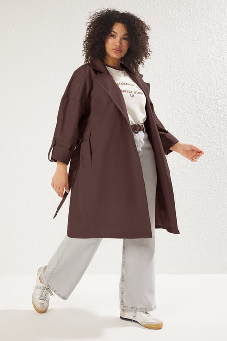Trendyol Curve Damen Braun Einfarbig Oversize Große Größen Trenchcoats - Image 3
