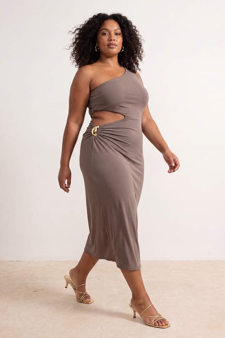 Trendyol Curve Damen Beige Einfarbig Midi Ärmellos Bodycon Große Größen Kleid - Image 6