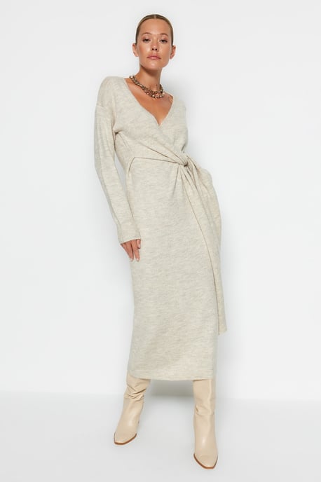 TRENDYOLMİLLA Damen Grau Einfarbig Midi Lang Casual Zweireihig Kleider - Image 3