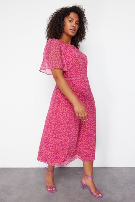 Trendyol Curve Damen Rosa Animal-Print Midi Kurz Casual A-Linie Große Größen Kleid - Image 2