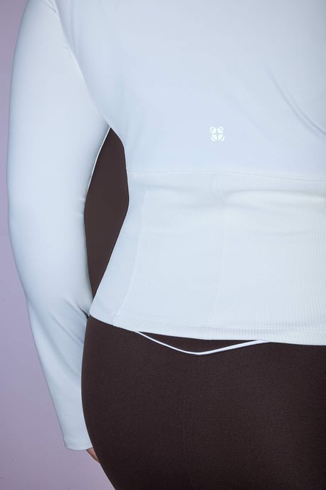 Trendyol Curve Damen Ecru Einfarbig Lang Tailliert Große Größen Blazer - Image 4