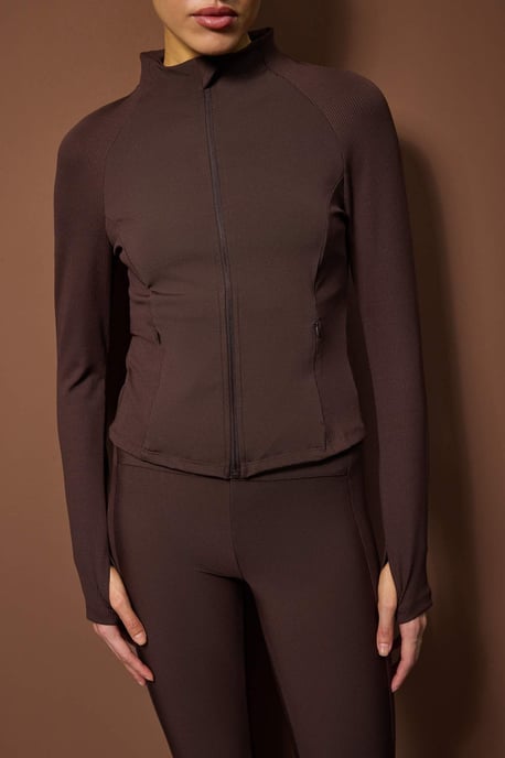 TRENDYOLMİLLA Damen Braun Einfarbig Tailliert Sport- Blazer - Image 3