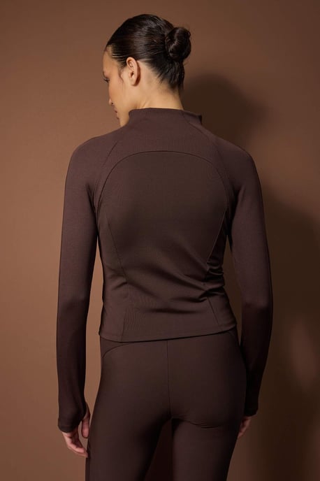 TRENDYOLMİLLA Damen Braun Einfarbig Tailliert Sport- Blazer - Image 4