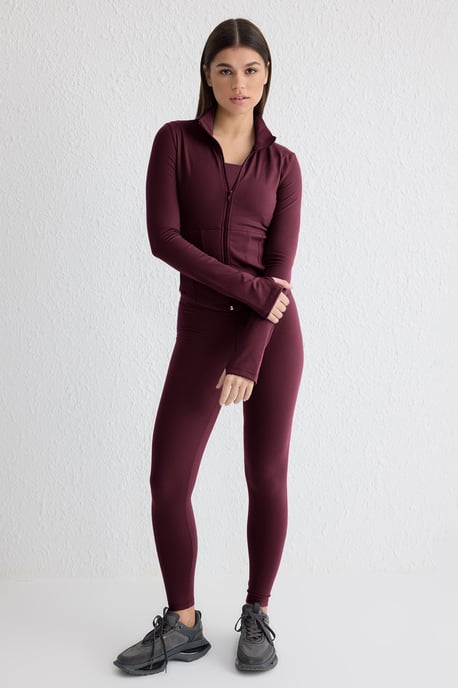 TRENDYOLMİLLA Damen Bordeaux Einfarbig Tailliert Sport- Blazer - Image 3