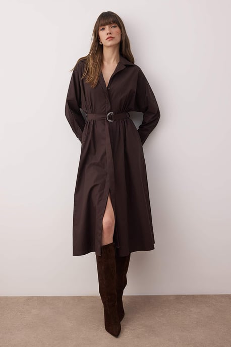 TRENDYOLMİLLA Damen Braun Einfarbig Midi Lang Casual Hemdblusenkleid Kleider - Image 2