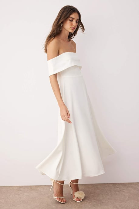 TRENDYOLMİLLA Damen Weiß Einfarbig Midi Ärmellos Elegant/Abend Skater Kleider - Image 4