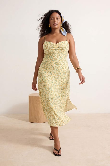 Trendyol Curve Damen Gelb Geblümt Midi Ärmellos Casual A-Linie Große Größen Kleid - Image 1