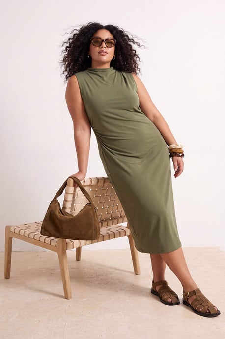 Trendyol Curve Damen Khaki Einfarbig Midi Ärmellos A-Linie Große Größen Kleid - Image 2
