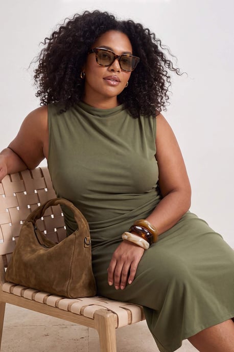 Trendyol Curve Damen Khaki Einfarbig Midi Ärmellos A-Linie Große Größen Kleid - Image 6